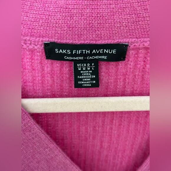 Saks fifth Avenue hot pink v neck cashmere sweater, size M - Picture 5 of 7